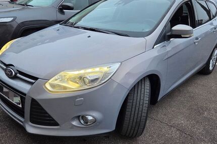 Ford Focus 117.400 km 7.999 &euro; Freiburg 79112