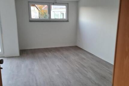 Zimmer DG-Wohnung 4 zimmer