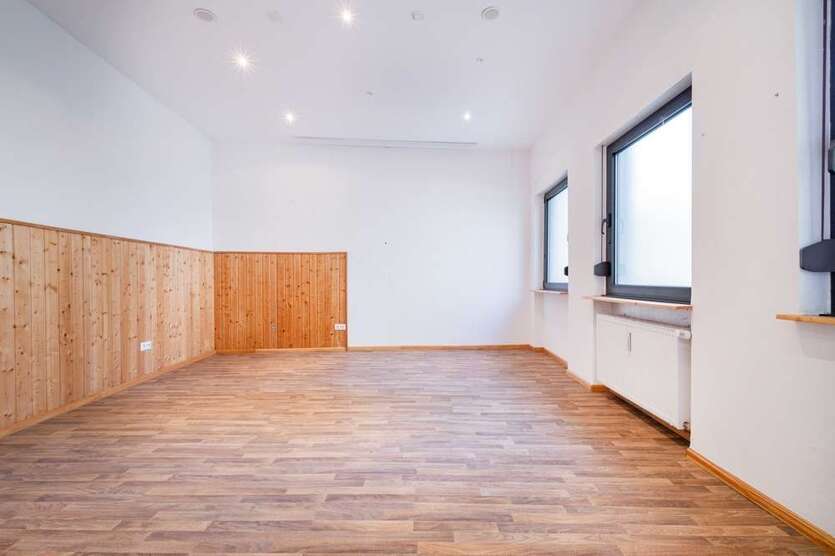 Büro in Endingen am Kaiserstuhl 790 € 98 m²