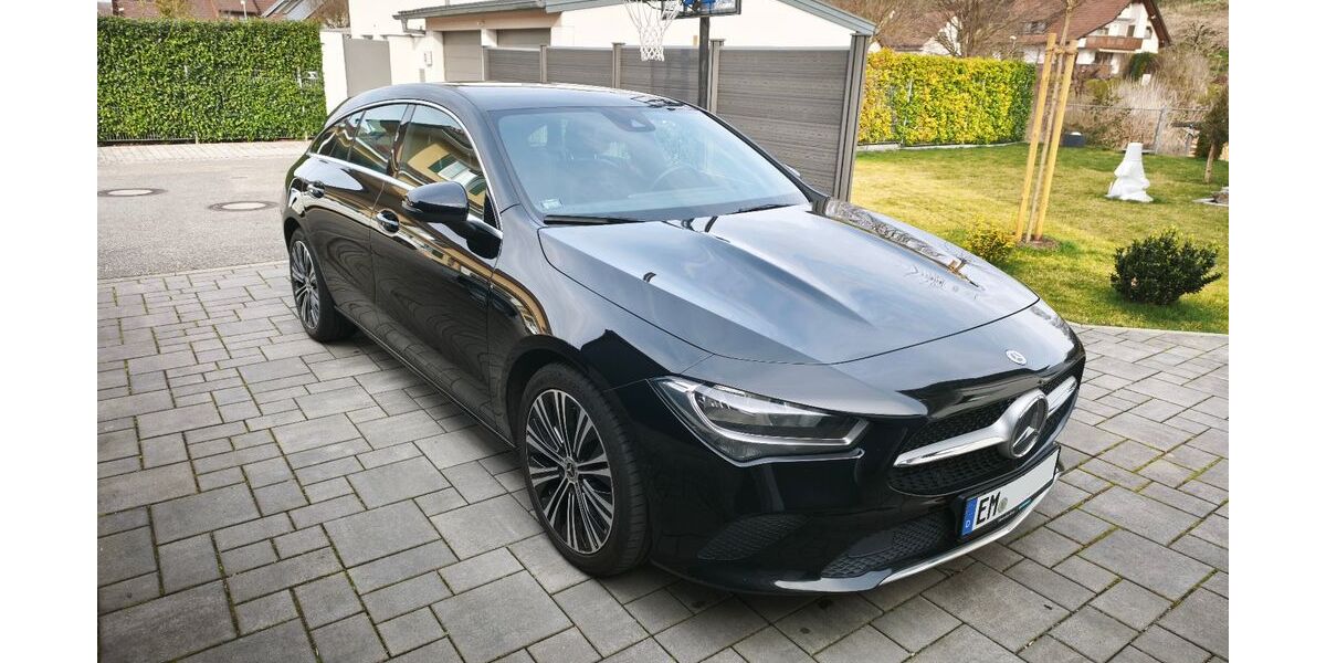 Mercedes-Benz CLA 200 Shooting Brake 136.000 km 18.990 &euro; Malterdingen 79364