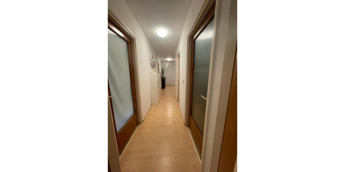Etagenwohnung Freiburg im Breisgau Betzenhausen - 3.5 Zimmer, 81 m&sup2;, 350.000&euro; | Angebot:27223252