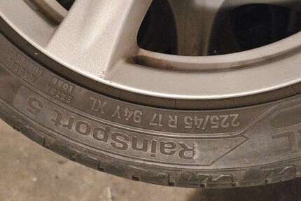 Toyota Avensis 259.233 km 1.800 &euro; Freiburg im Breisgau 79106