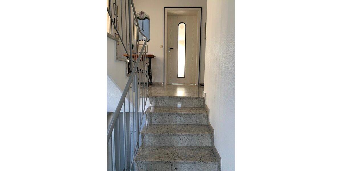 Einfamilienhaus Freiburg im Breisgau Betzenhausen - 6 Zimmer, 200 m&sup2;, 920.000&euro; | Angebot:26990157