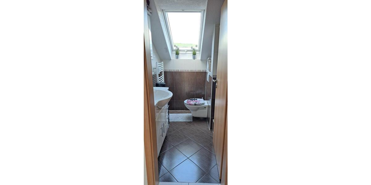 Dachgeschoßwohnung Emmendingen - 3 Zimmer, 75 m&sup2;, 309.000&euro; | Angebot:26710702