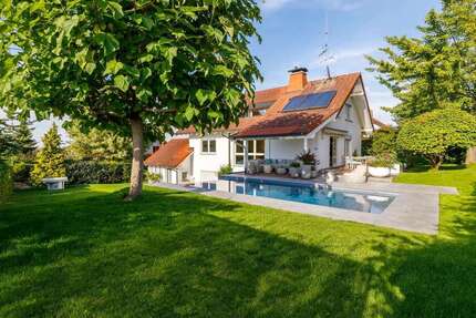 Haus Heitersheim - 8 Zimmer, 240 m&sup2;, 1.250.000&euro; | Angebot:27029860