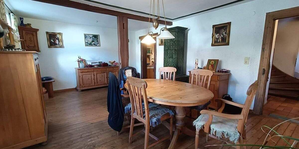 Mehrfamilienhaus, Wohnhaus Endingen Amoltern - 6 Zimmer, 200 m&sup2;, 375.000&euro; | Angebot:25730392