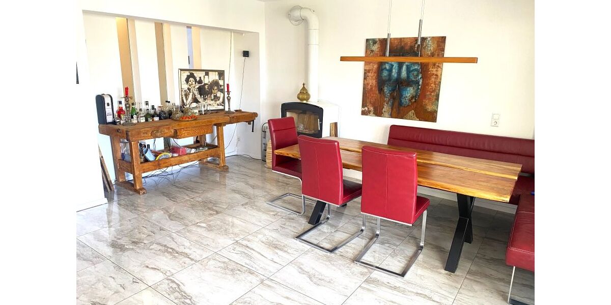 Provisionsfrei* Einmaliges saniertes 3FH, energetisch modernisiert - Mehrfamilienhaus, Wohnhaus Staufen | Angebot:25861407