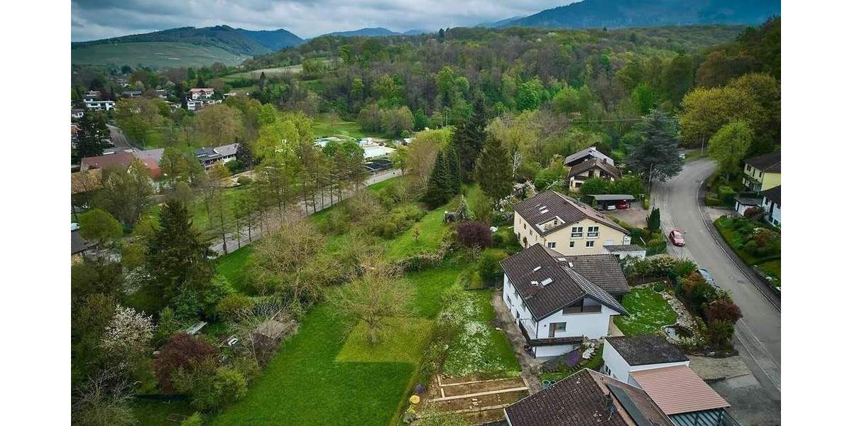 Mehrfamilienhaus, Wohnhaus Müllheim - 9 Zimmer, 240 m&sup2;, 530.000&euro; | Angebot:26584899