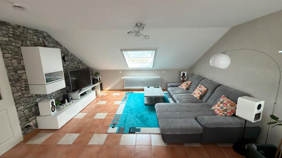 Dachgeschoßwohnung Emmendingen - 3 Zimmer, 89 m&sup2;, 295.000&euro; | Angebot:27223248