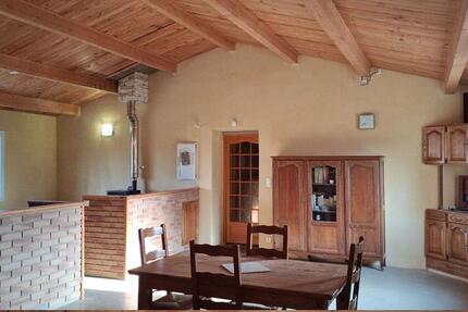 Großes Haus + 4.497 m² Grundstück + Süden der Ardèche zimmer