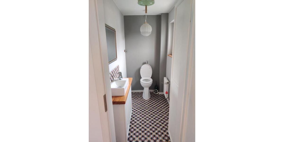 Einfamilienhaus Riegel am Kaiserstuhl - 4.5 Zimmer, 150 m&sup2;, 1.600&euro; | Angebot:26592161