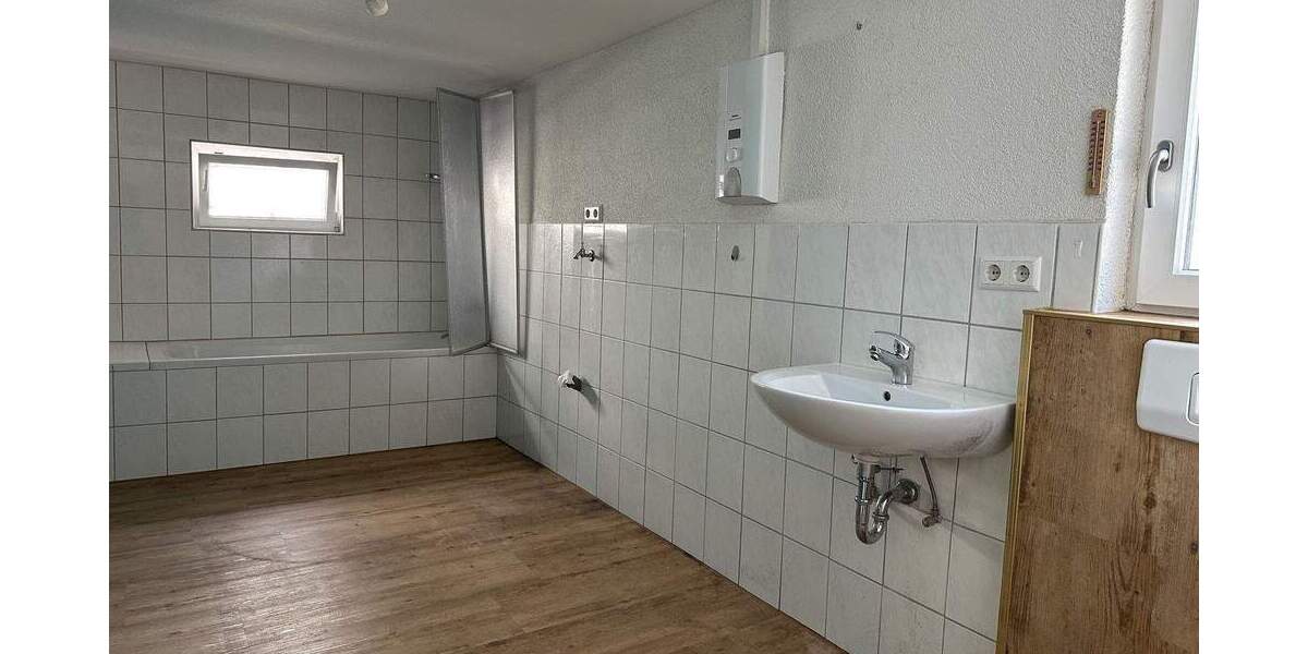 Mehrfamilienhaus, Wohnhaus Herbolzheim Bleichheim - 275.000&euro; | Angebot:26470875