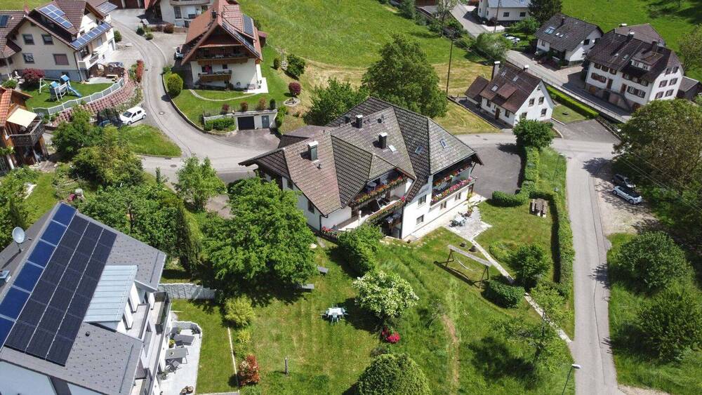 Mehrfamilienhaus, Wohnhaus Simonswald - 1.295.000&euro; | Angebot:26107453