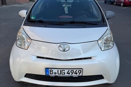 Toyota IQ