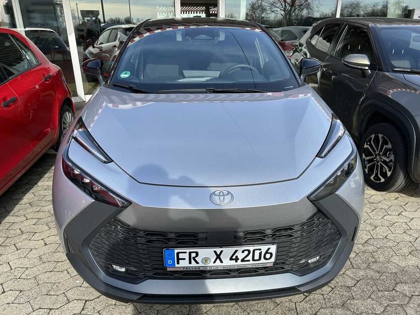 Toyota C-HR 6.000 km 32.290 € Bad Krozingen 79189