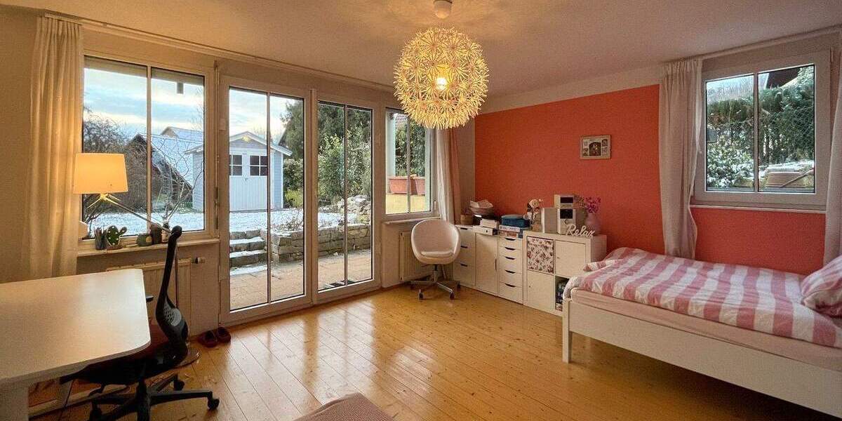 Einfamilienhaus Ebringen - 4 Zimmer, 150 m&sup2;, 740.000&euro; | Angebot:24820467