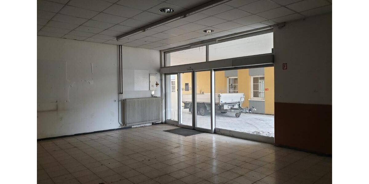 Gewerbeobjekt Umkirch - 3.900&euro; | Angebot:24723002