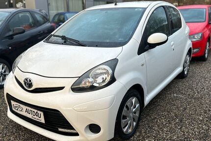 Toyota Aygo (X) 153.000 km 3.500 &euro; Freiburg im Breisgau 79108