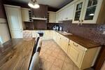 Familienhaus mit Pool + separate Wohnung im UG (5min Breisach)