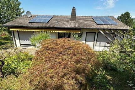 Ein- bis Zweifamilienhaus in Traumlage in Müllheim zimmer