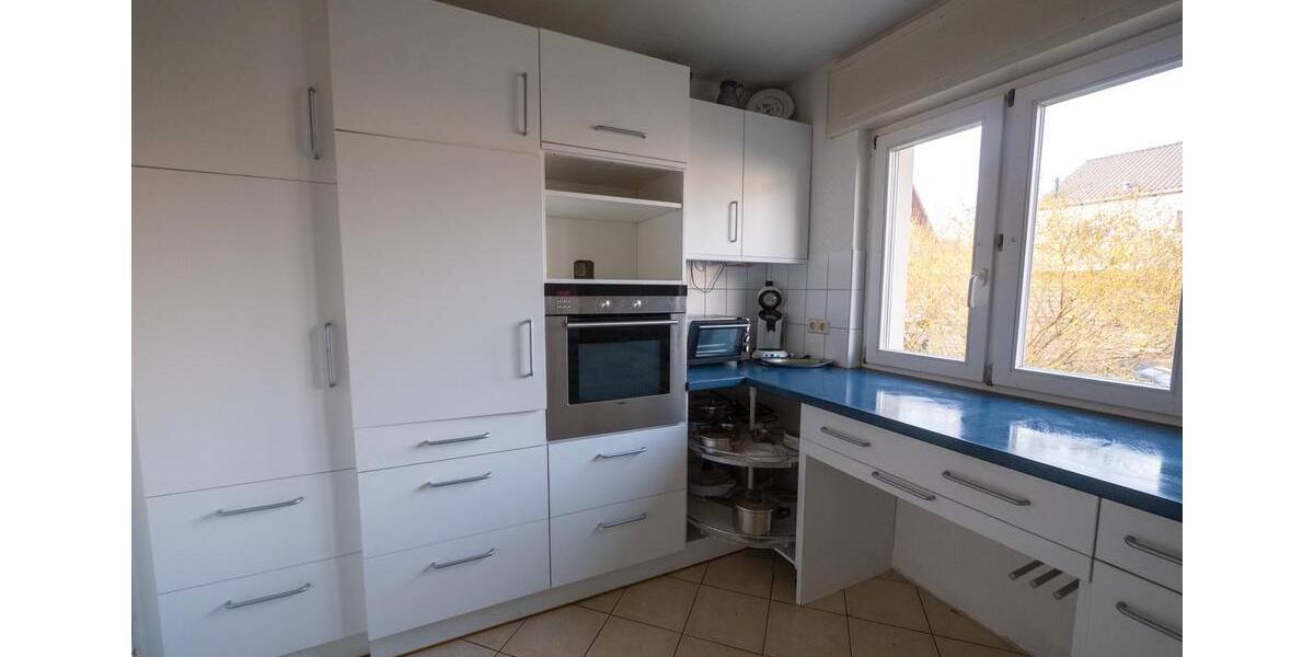 Einfamilienhaus Teningen - 8 Zimmer, 155 m&sup2;, 600.000&euro; | Angebot:25562844