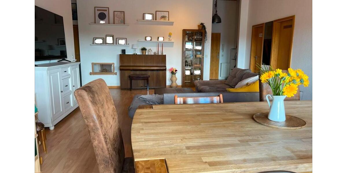 Dachgeschoßwohnung Neuenburg am Rhein - 4.5 Zimmer, 122 m&sup2;, 425.000&euro; | Angebot:26876365