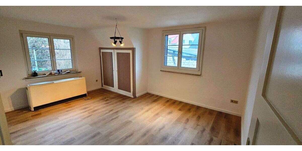 Etagenwohnung Müllheim Feldberg - 4 Zimmer, 90 m&sup2;, 1.150&euro; | Angebot:24582668
