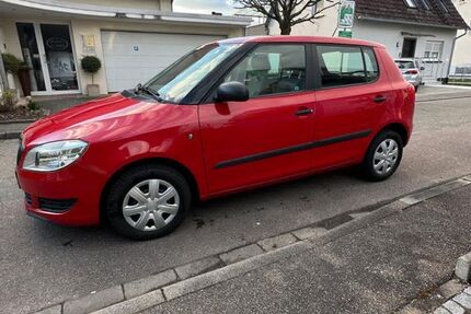 Skoda Fabia 97.000 km 4.000 &euro; Ettenheim 77955