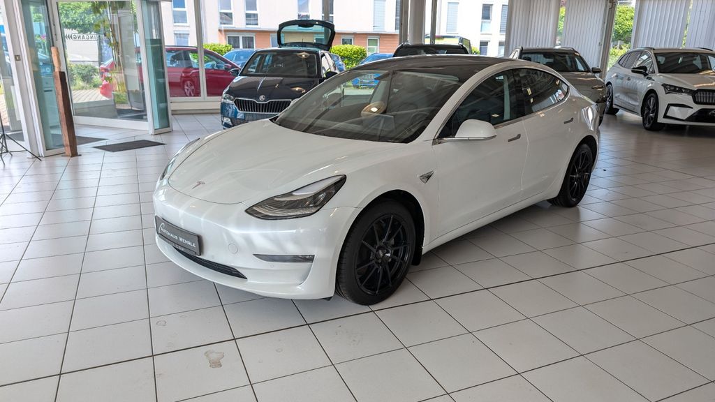 Tesla Model 3 134.600 km 22.490 &euro; Gundelfingen bei Freiburg 79194