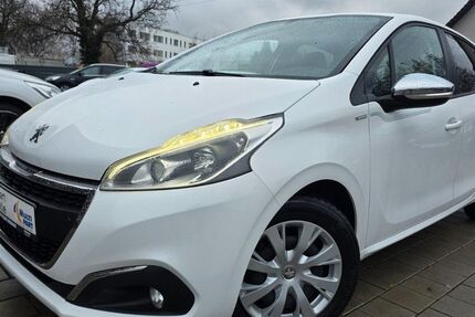 Peugeot 208 100.000 km 5.990 &euro; Freiburg 79111