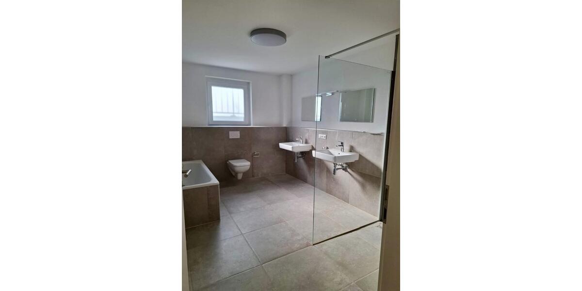 Etagenwohnung Wittnau - 3.5 Zimmer, 119 m&sup2;, 1.700&euro; | Angebot:24813782