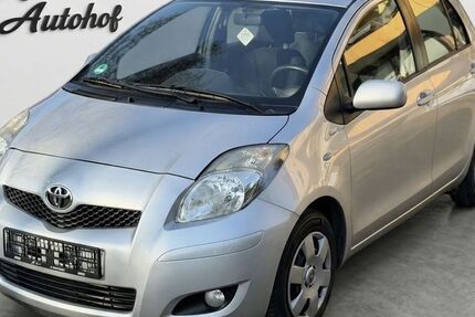 Toyota Yaris 112.000 km 4.250 &euro; Bötzingen 79268