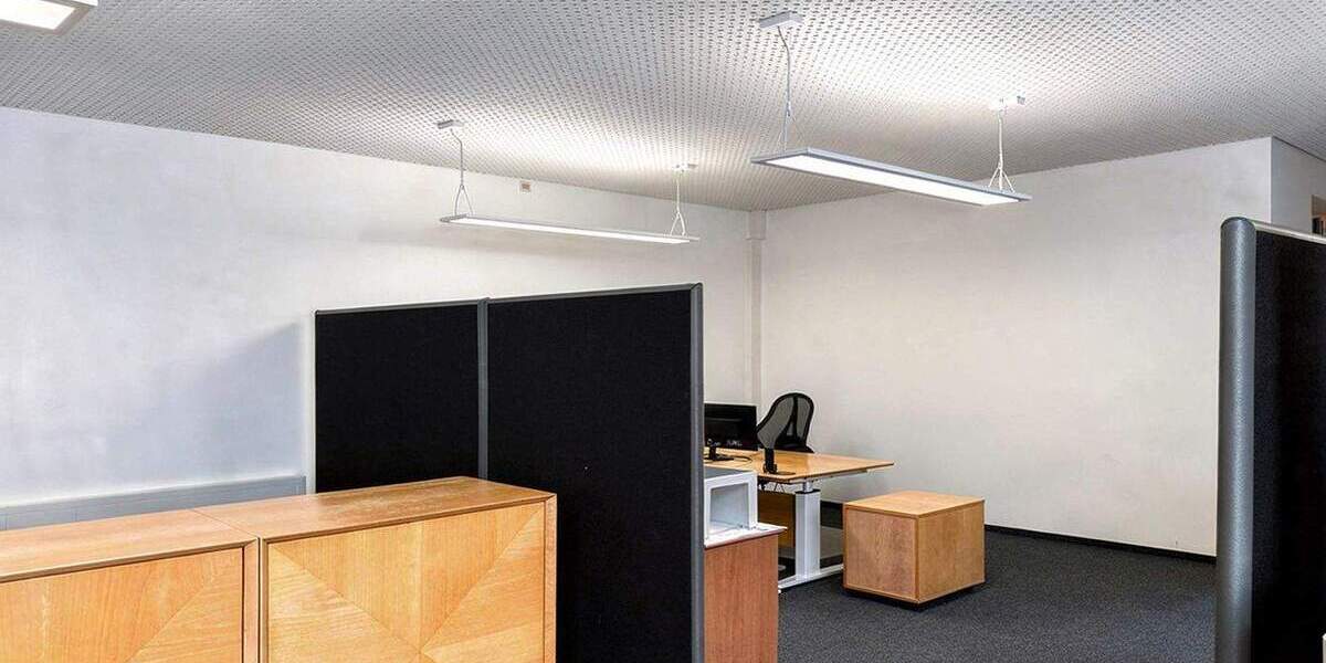 Gewerbeobjekt Kirchzarten - 2 Zimmer, 124 m&sup2;, 1.364&euro; | Angebot:25746098