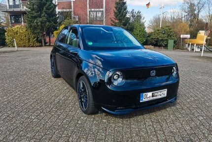 Honda e