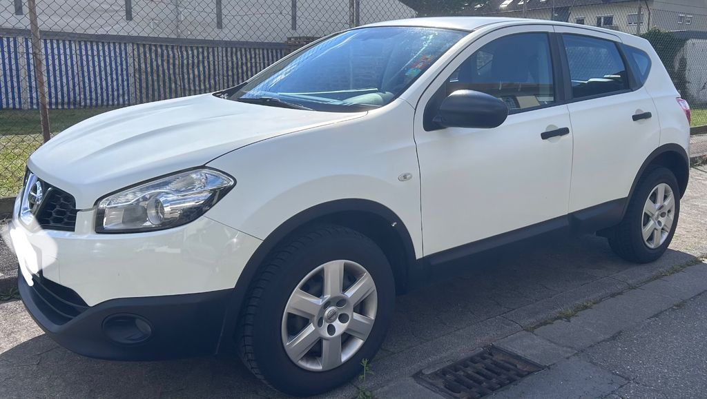 Nissan Qashqai 197.808 km 3.500 &euro; Freiburg 79114