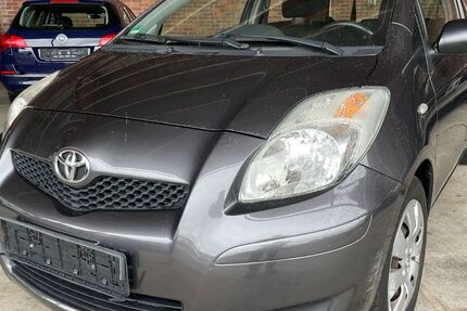 Toyota Yaris 181.414 km 2.499 € Herbolzheim 79336