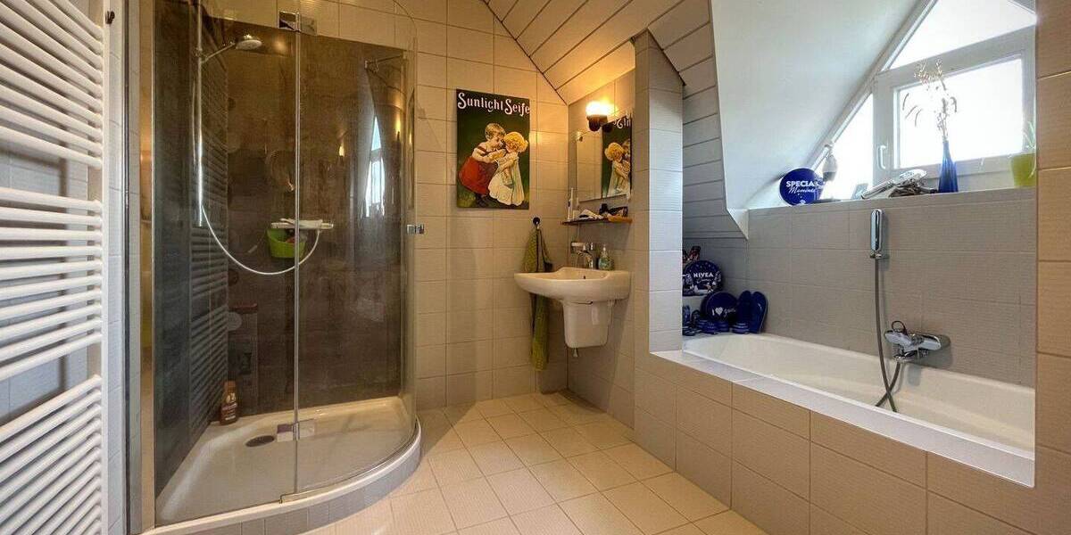 Einfamilienhaus March / Neuershausen Neuershausen - 6 Zimmer, 173 m&sup2;, 790.000&euro; | Angebot:25995886