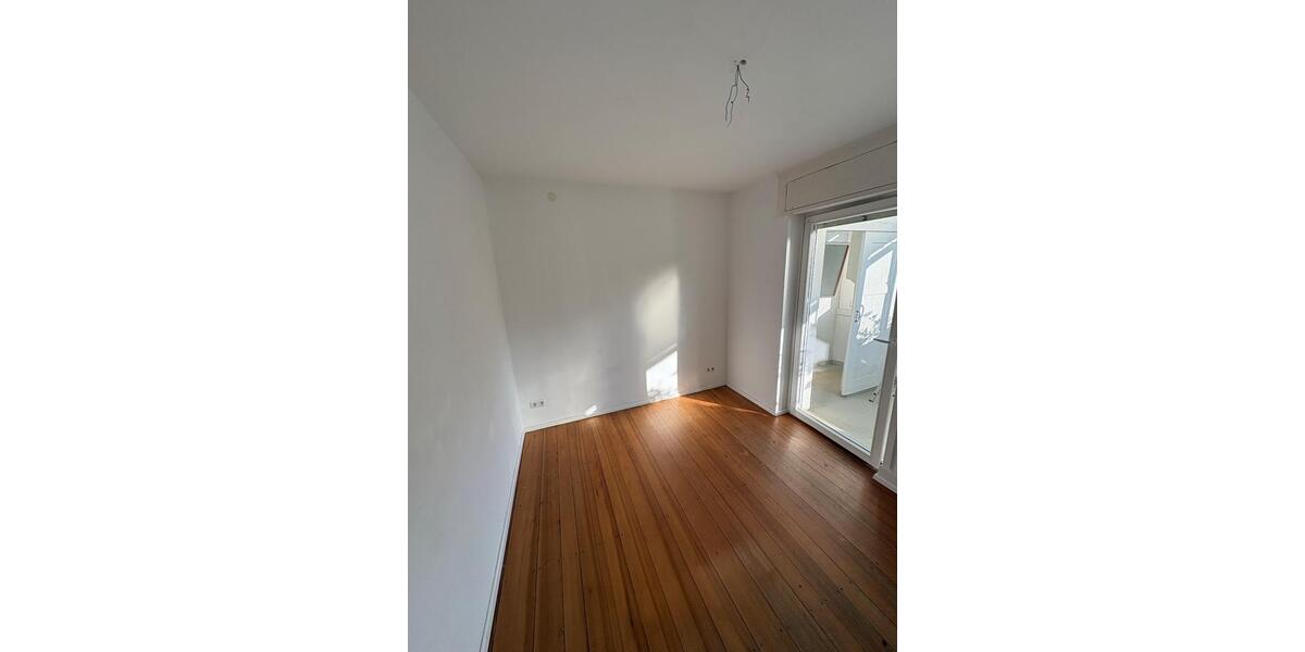 Reihenhaus Emmendingen - 5.5 Zimmer, 125 m&sup2;, 599.000&euro; | Angebot:27050151