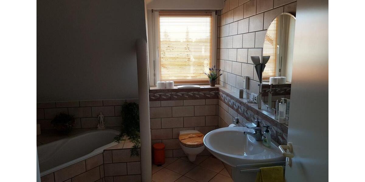 Doppelhaushälfte Bad Krozingen - 6.5 Zimmer, 165 m&sup2;, 790.000&euro; | Angebot:26465009