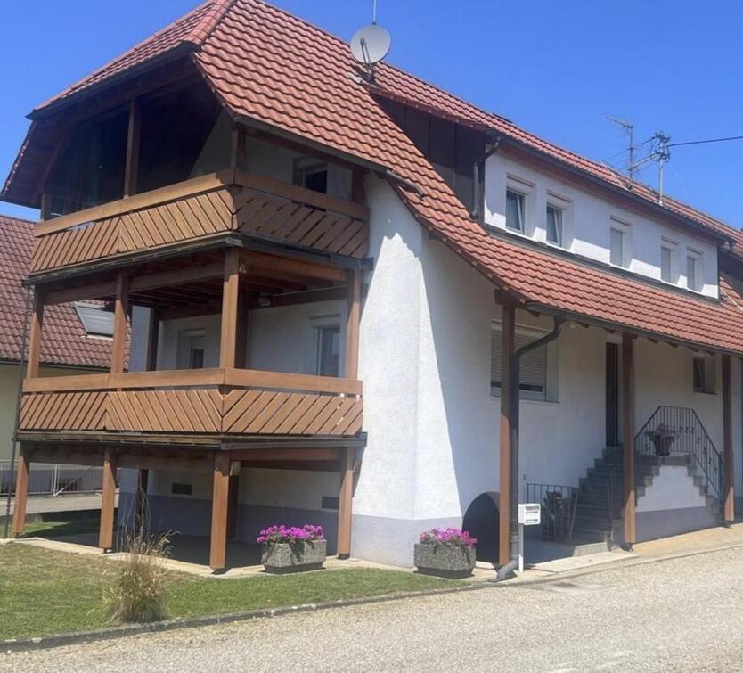 2 Fam. HS in EM-Kollmarsreute für Kapitalanleger od. Eigennutzer zimmer