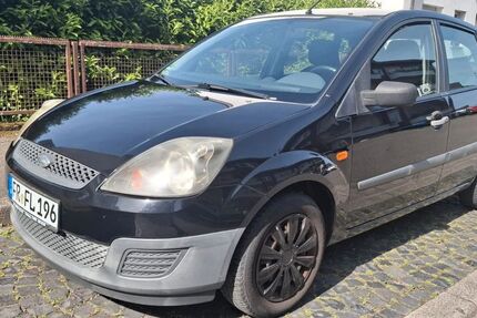 Ford Fiesta 210.000 km 1.700 &euro; Freiburg 79115
