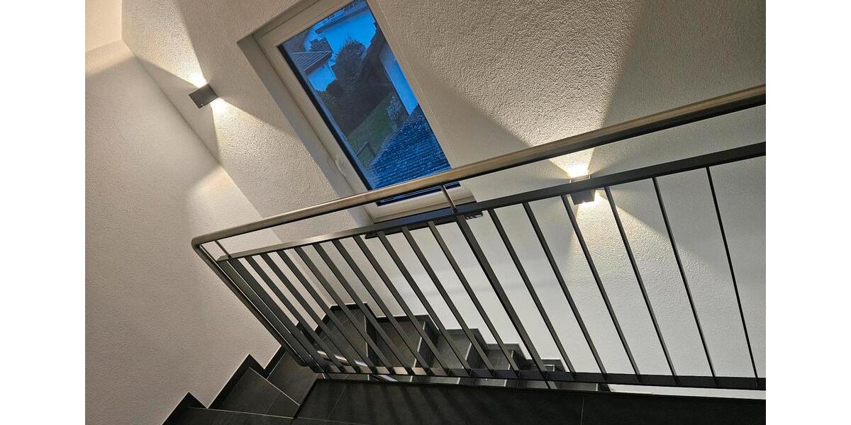 Dachgeschoßwohnung Umkirch - 2 Zimmer, 63 m&sup2;, 950&euro; | Angebot:25057535