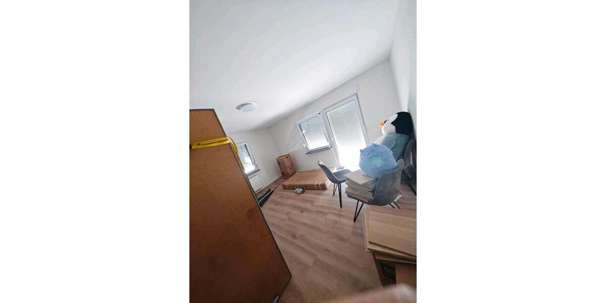 Etagenwohnung Teningen - 3 Zimmer, 105 m&sup2;, 1.600&euro; | Angebot:26036670