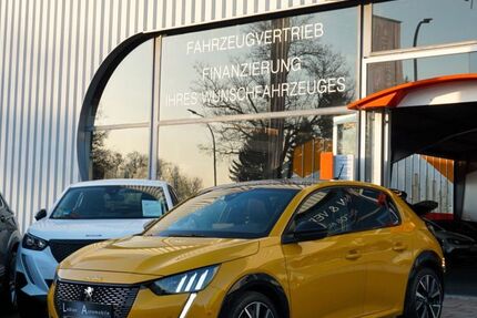 Peugeot 208 80.000 km 16.900 &euro; Gundelfingen /Freiburg 79194