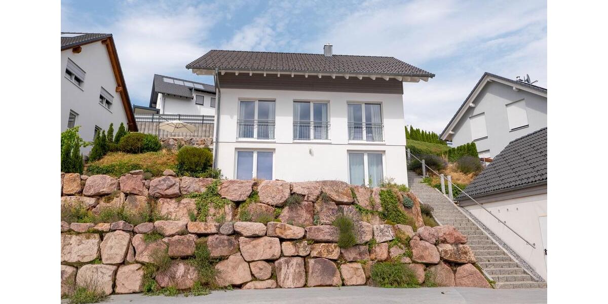 Einfamilienhaus Titisee-Neustadt Neustadt - 7 Zimmer, 145 m&sup2;, 689.000&euro; | Angebot:27194788