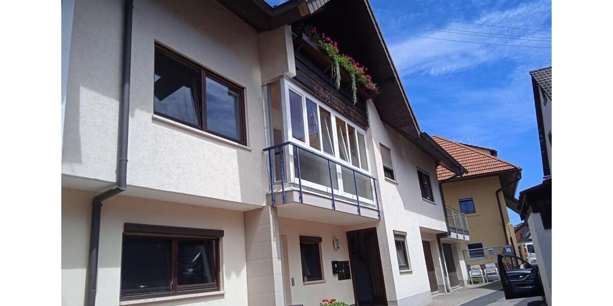 Mehrfamilienhaus, Wohnhaus Malterdingen - 8 Zimmer, 220 m&sup2;, 470.000&euro; | Angebot:26087156