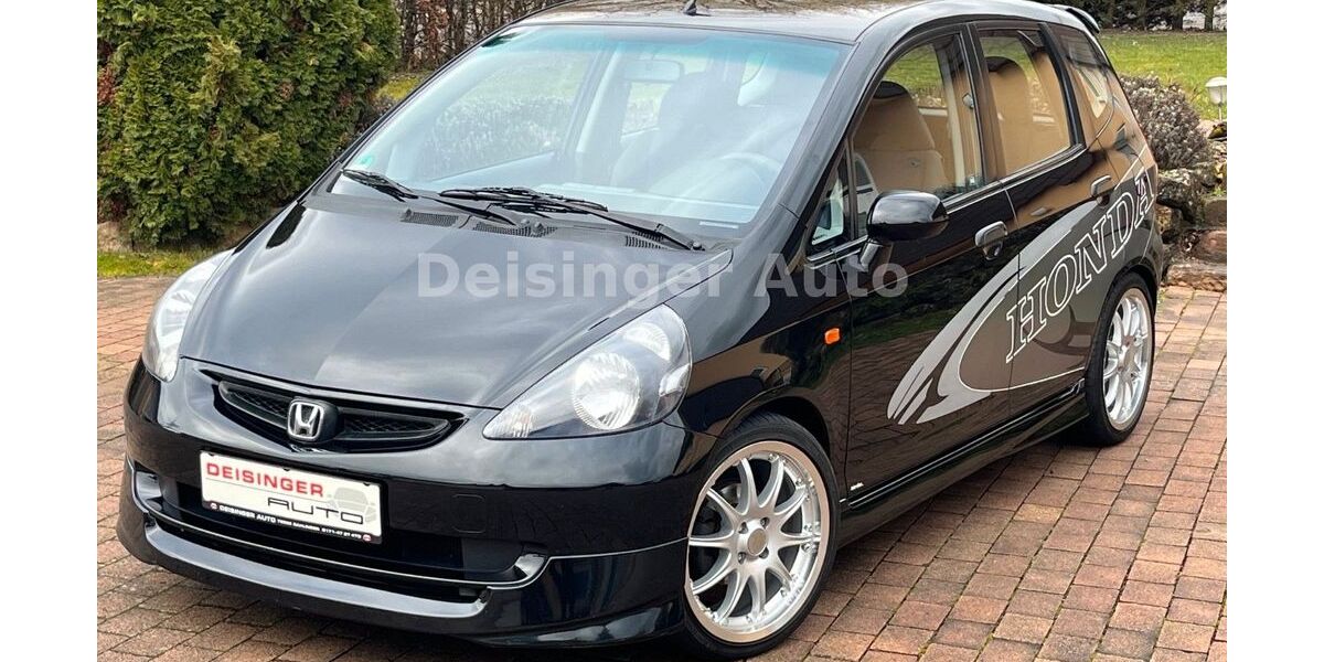 Honda Jazz 151.977 km 4.980 &euro; Bahlingen 79353