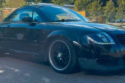 Audi TT 197.300 km 1.850 &euro; Freiburg 79108