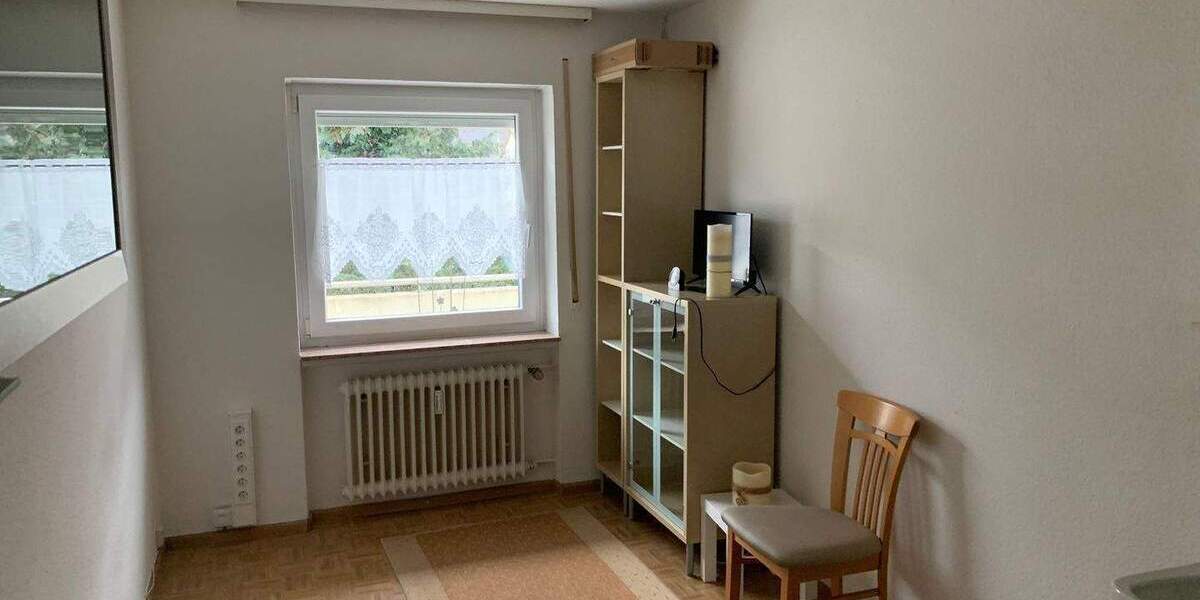 Etagenwohnung Freiburg im Breisgau St. Georgen - 4 Zimmer, 95 m&sup2;, 1.495&euro; | Angebot:25302794