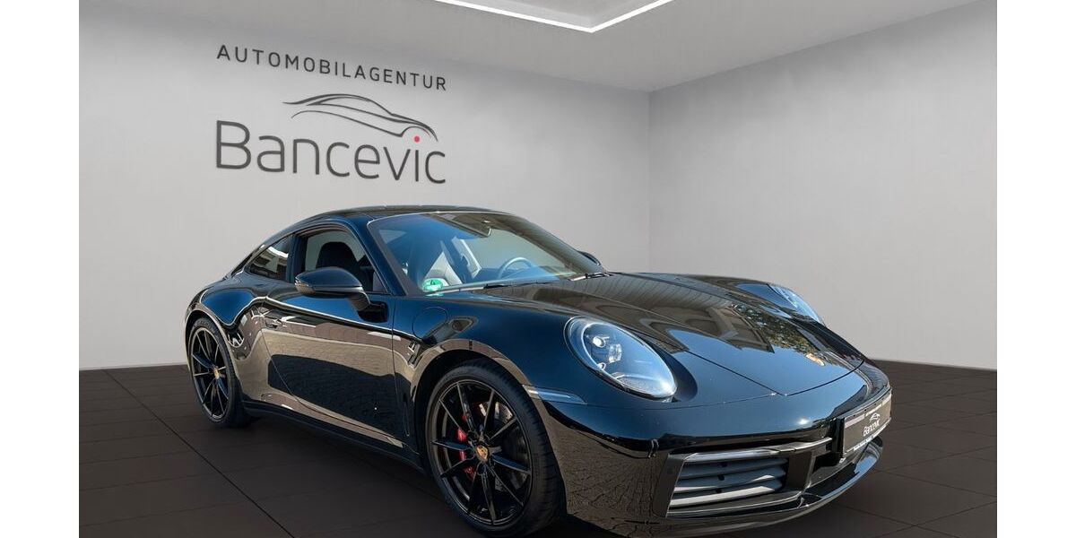 Porsche 992 23.850 km 122.992 &euro; Sölden bei Freiburg 79294